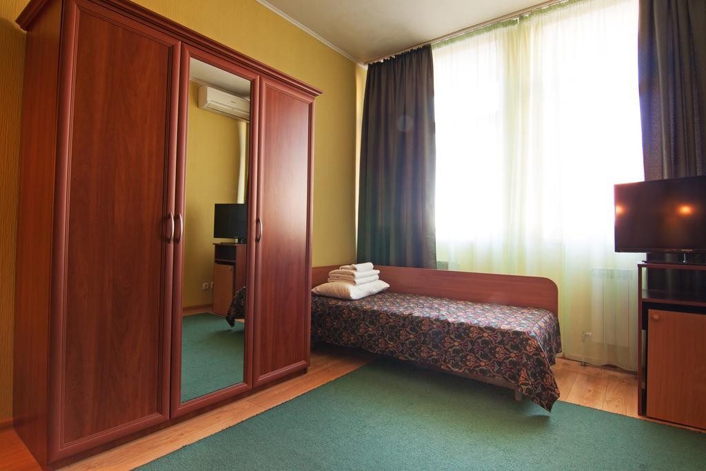 Mini-Hotel On Geroiv Energetykiv Street 18 Kiev Eksteriør bilde