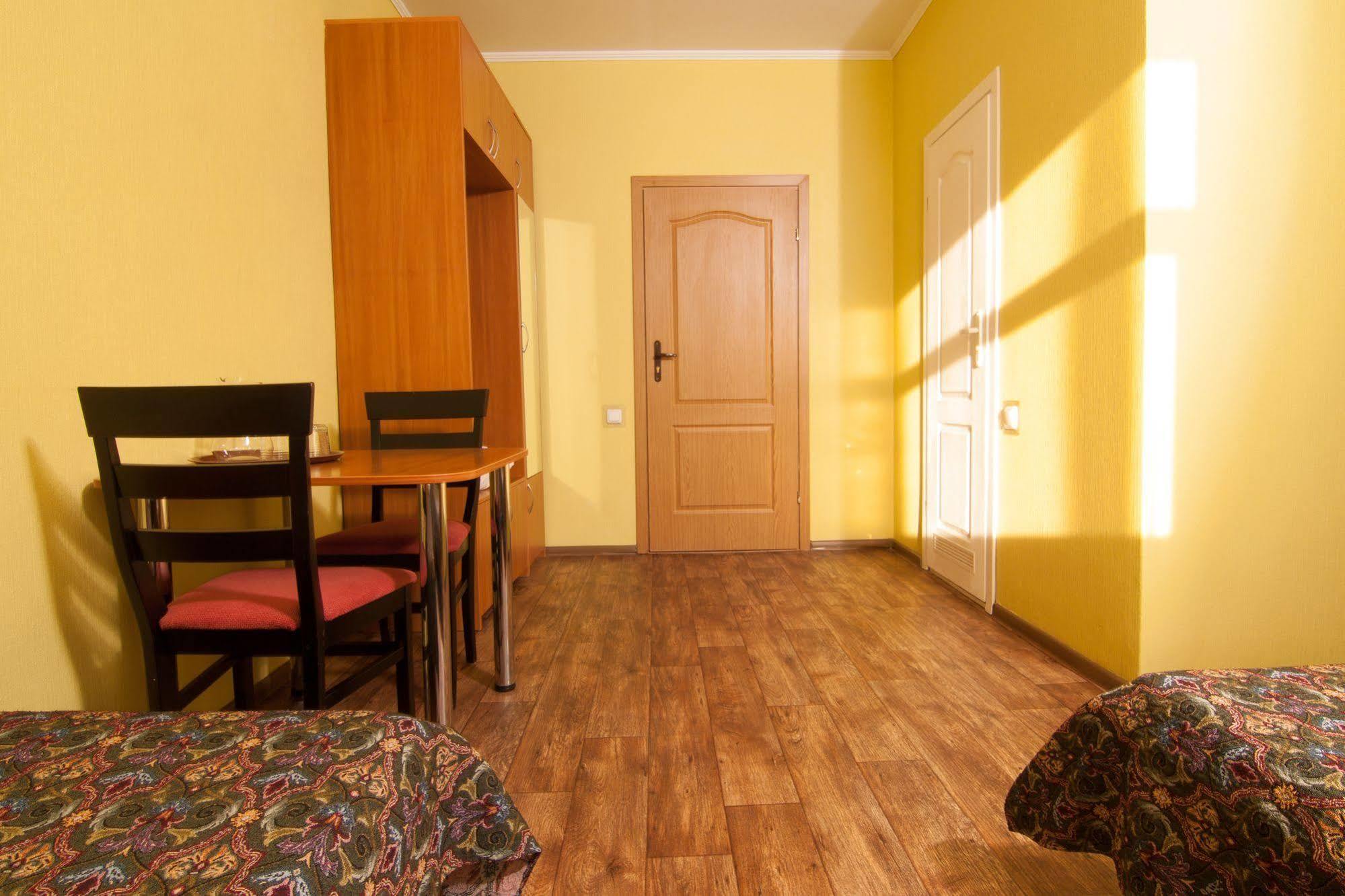 Mini-Hotel On Geroiv Energetykiv Street 18 Kiev Eksteriør bilde